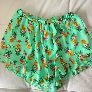 Altar’d State shorts! Excellent condition! Size small